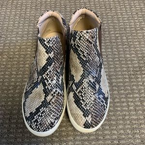 Coconuts by Matisse Snakeskin Sneaker/booties